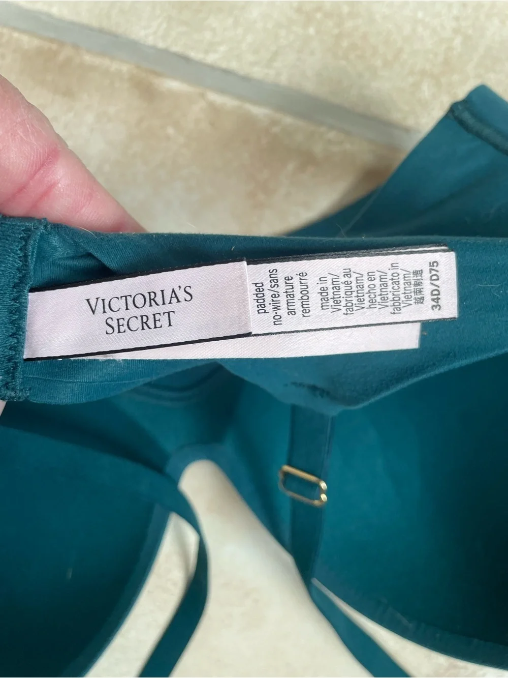 Victoria Secret Love Cloud Smooth Wireless Push Up Plunge Bra, Teal; 34D